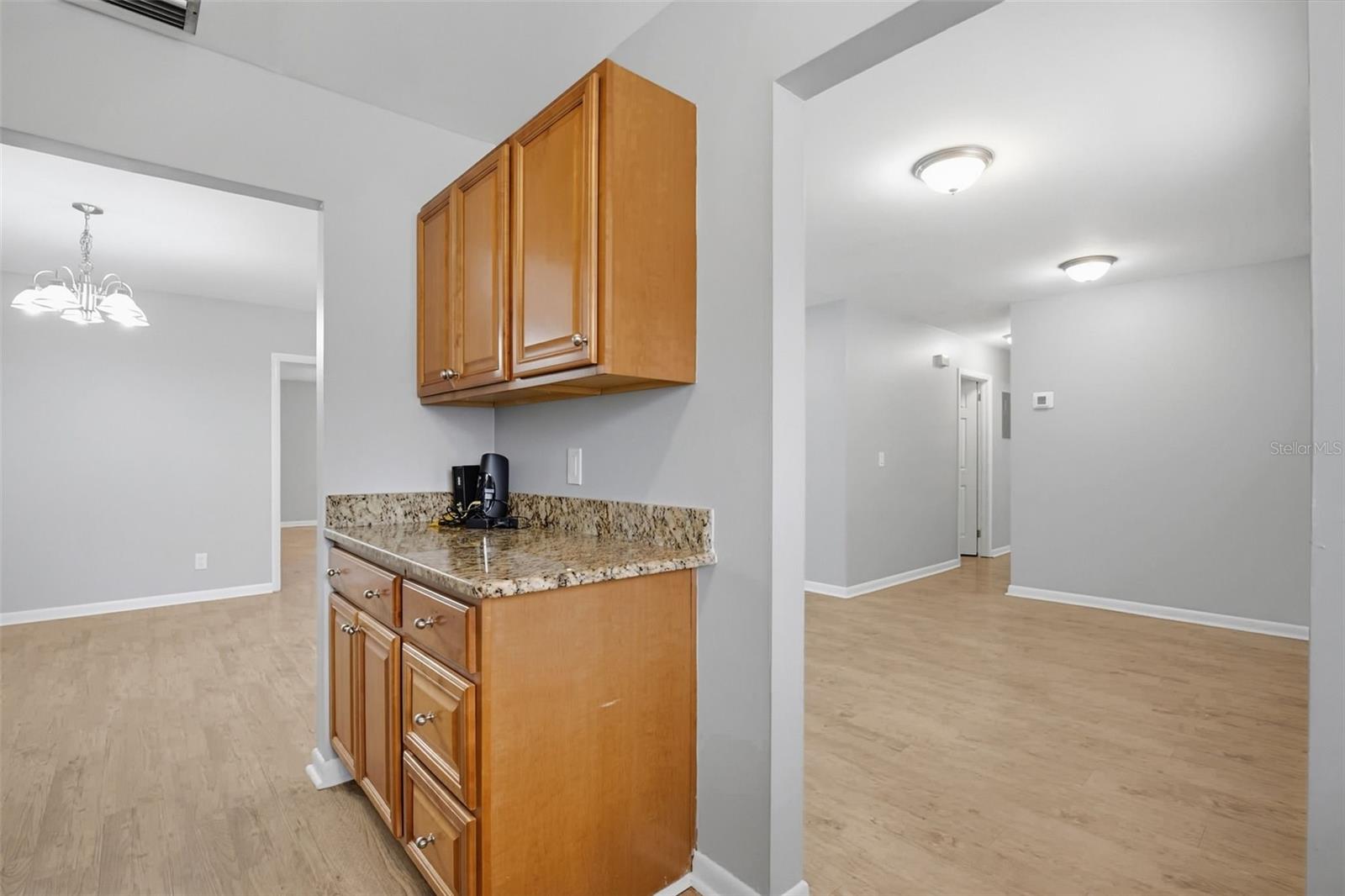 Image 18 of 42 For 2523 Lake Ellen Lane