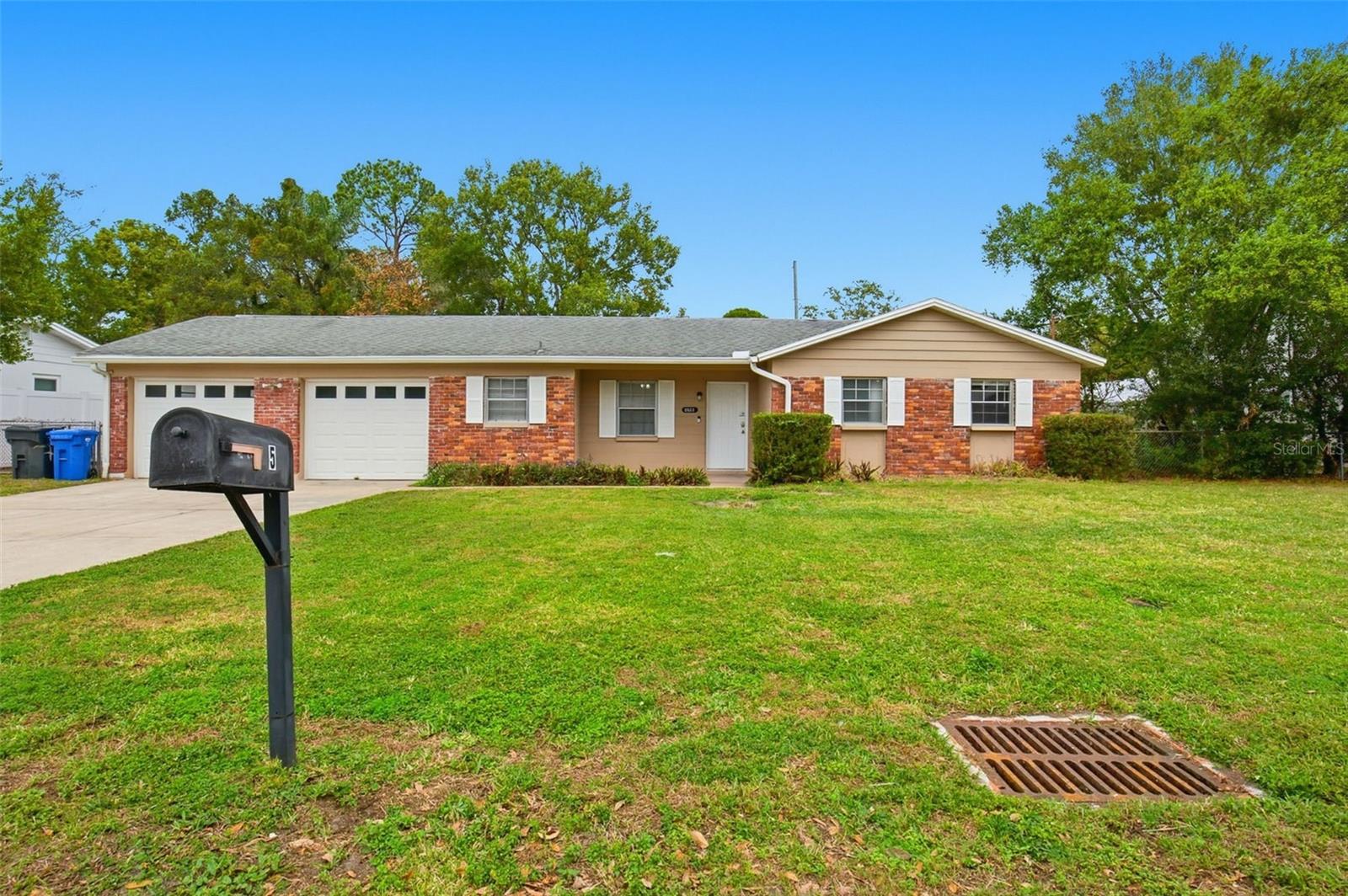 Image 2 of 42 For 2523 Lake Ellen Lane