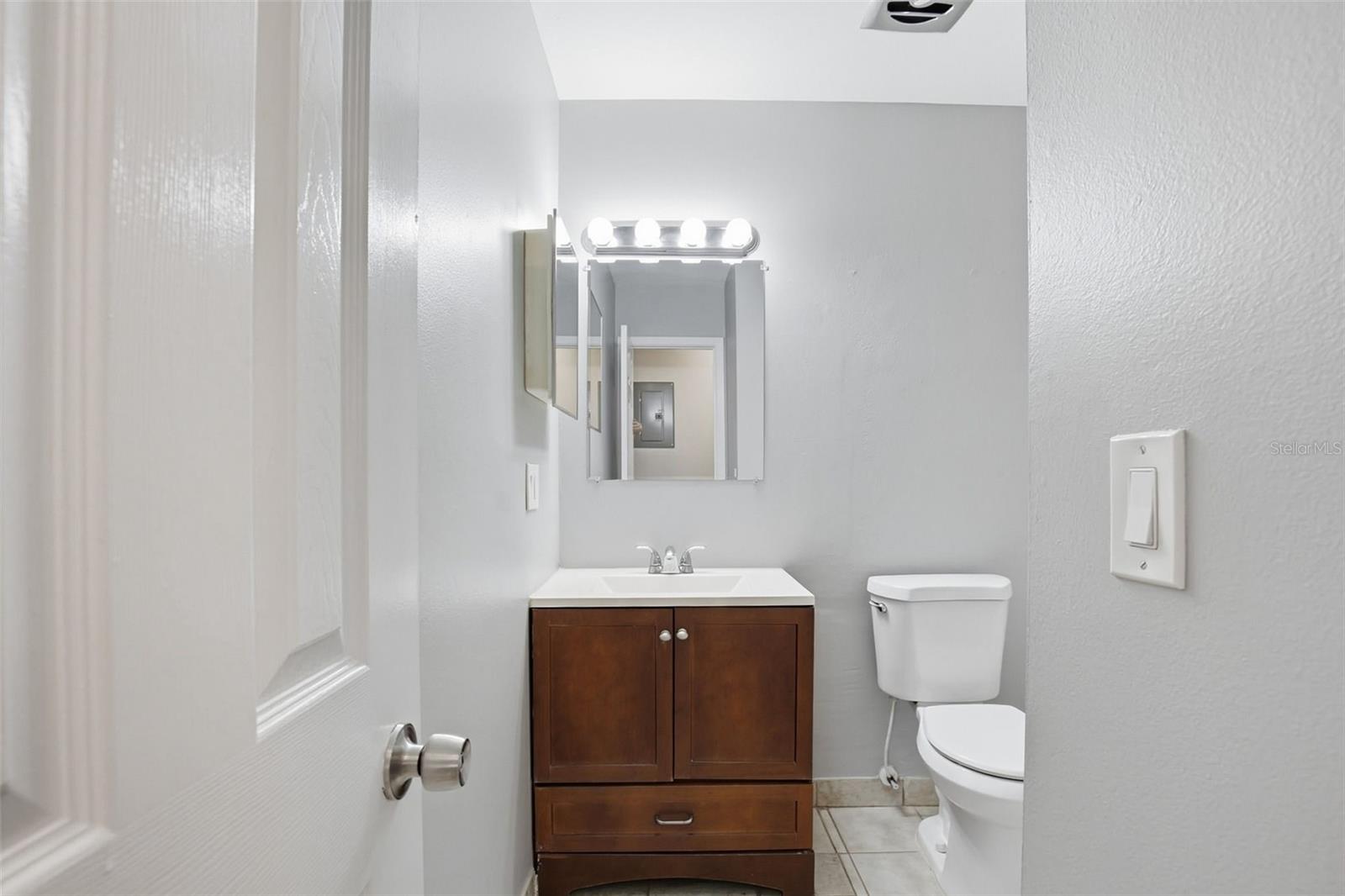 Image 35 of 42 For 2523 Lake Ellen Lane