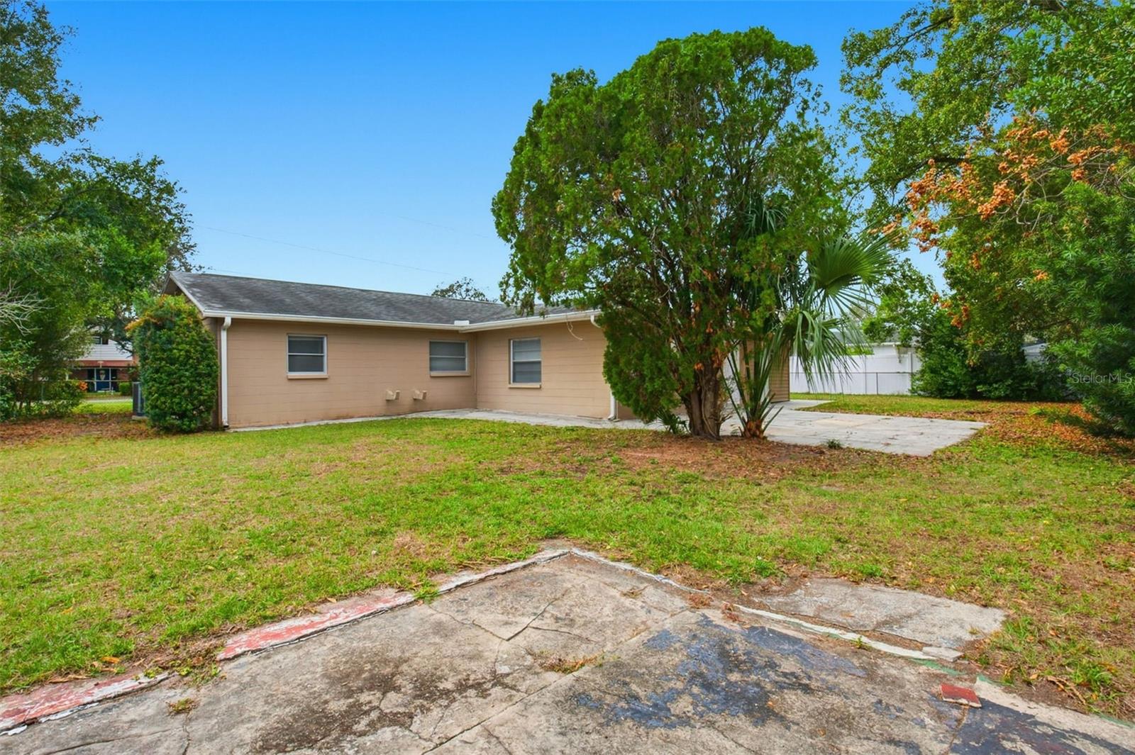 Image 41 of 42 For 2523 Lake Ellen Lane