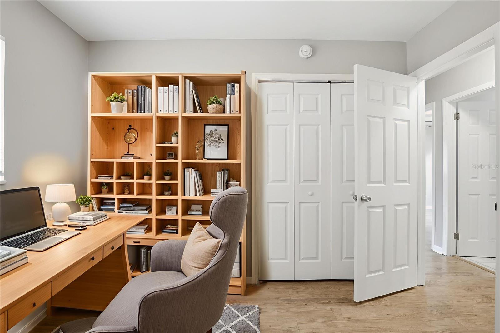 Image 5 of 42 For 2523 Lake Ellen Lane