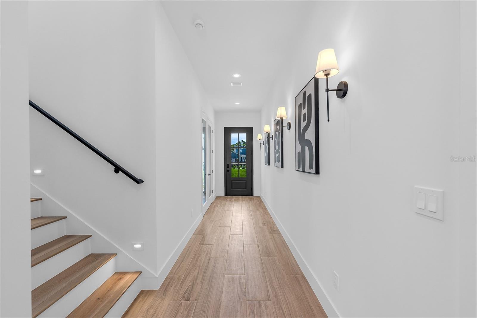 Image 22 of 65 For 1523 Miller Avenue