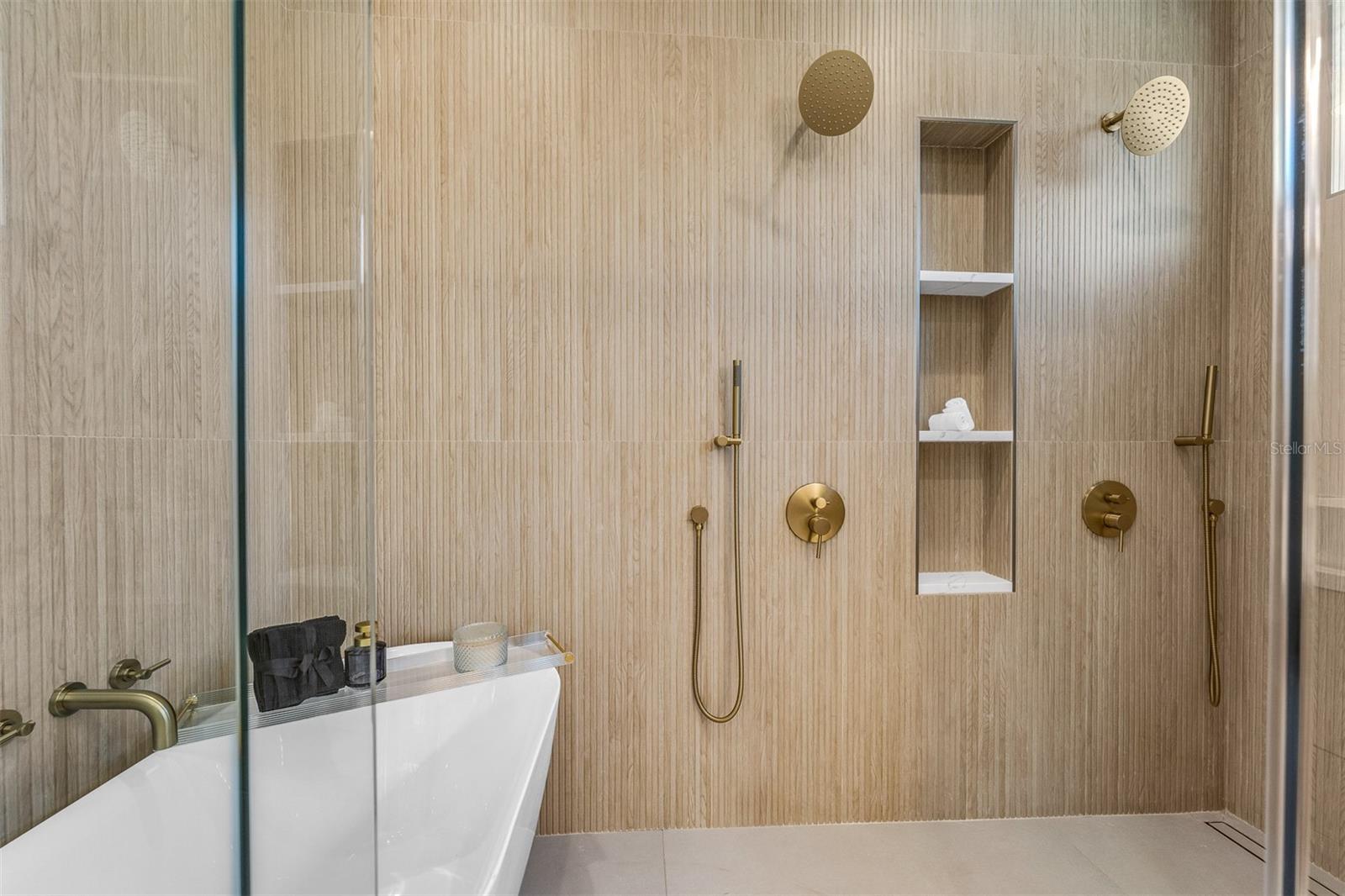 Image 34 of 65 For 1523 Miller Avenue