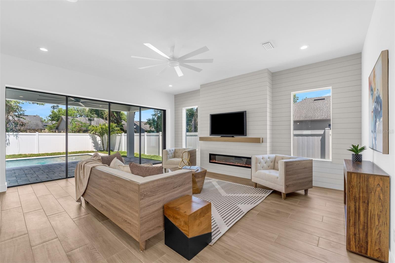 Image 8 of 65 For 1523 Miller Avenue