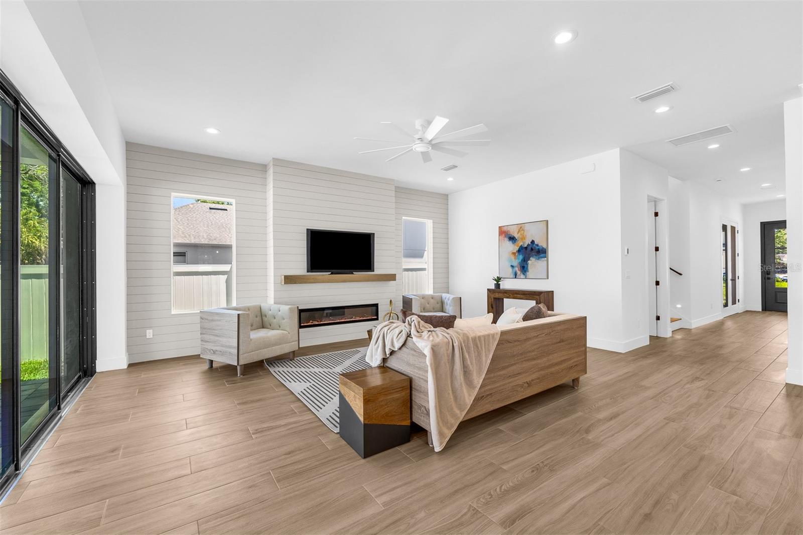 Image 9 of 65 For 1523 Miller Avenue