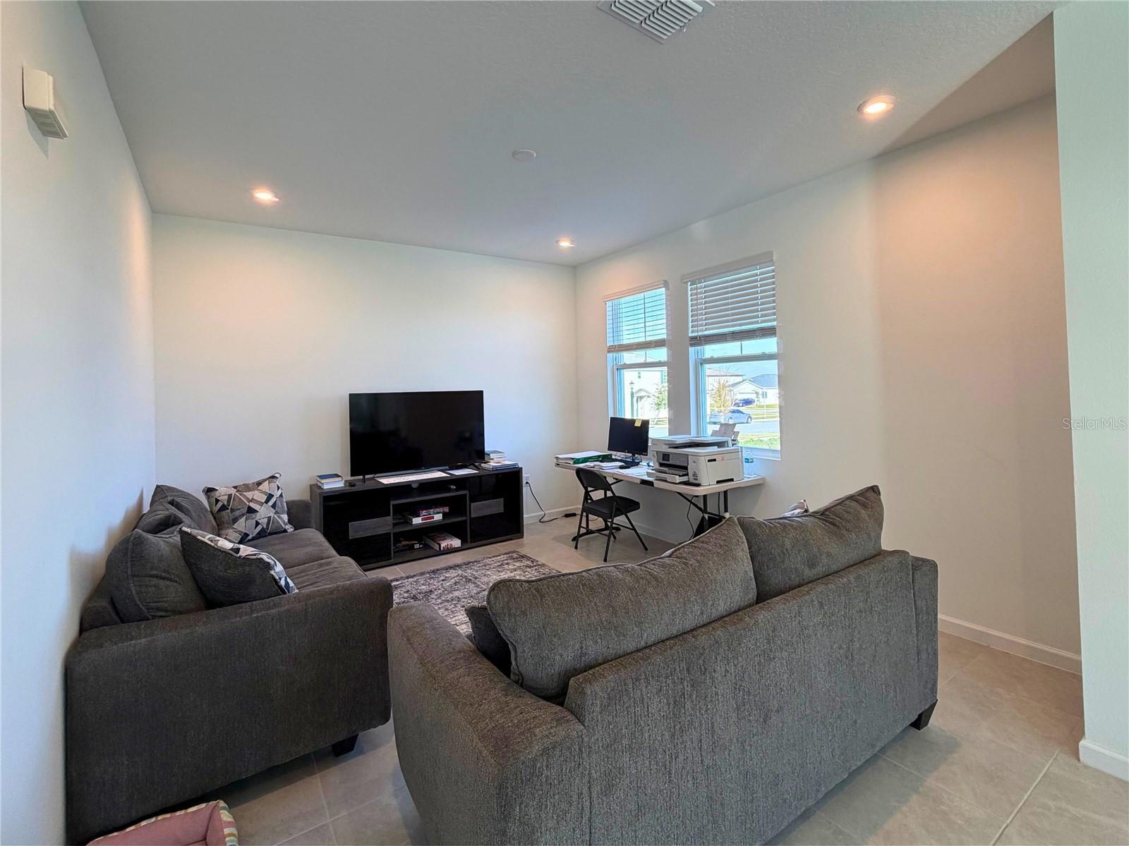 Image 12 of 44 For 9036 Ocean Tide Way