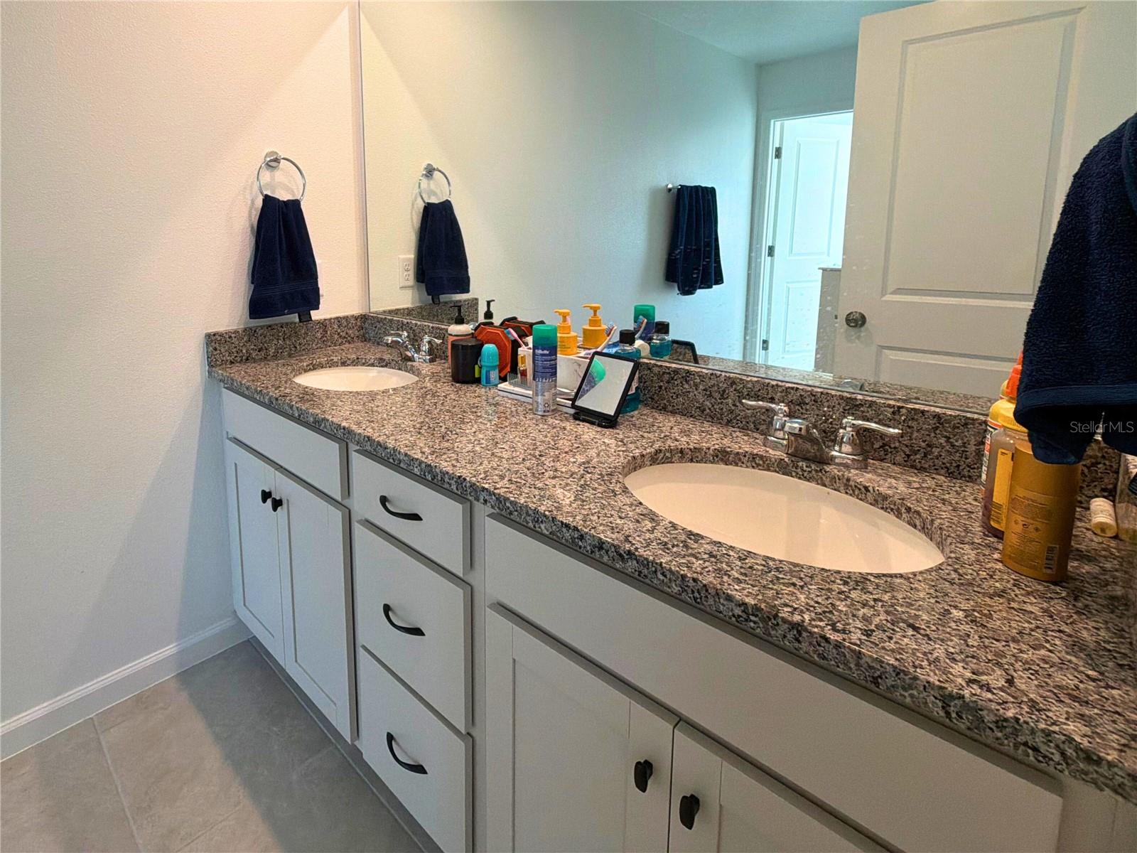 Image 23 of 44 For 9036 Ocean Tide Way