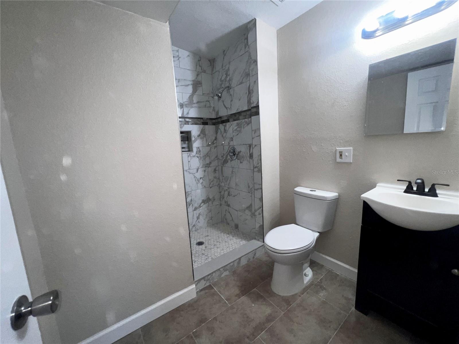 Image 13 of 26 For 1822 Harding Avenue