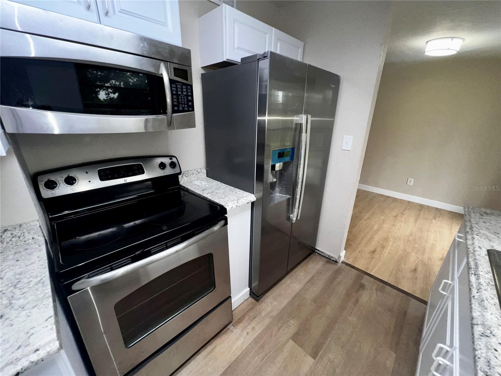 Image 8 of 26 For 1822 Harding Avenue