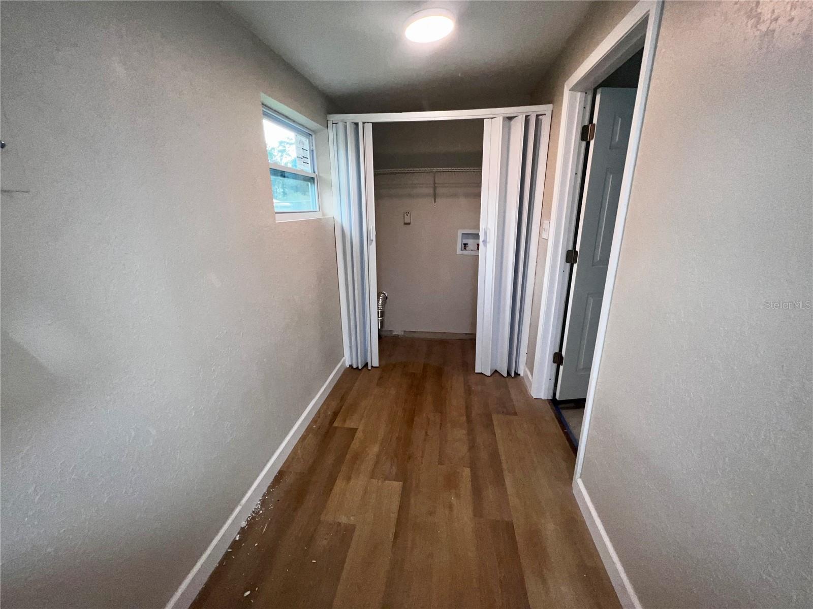 Image 9 of 26 For 1822 Harding Avenue