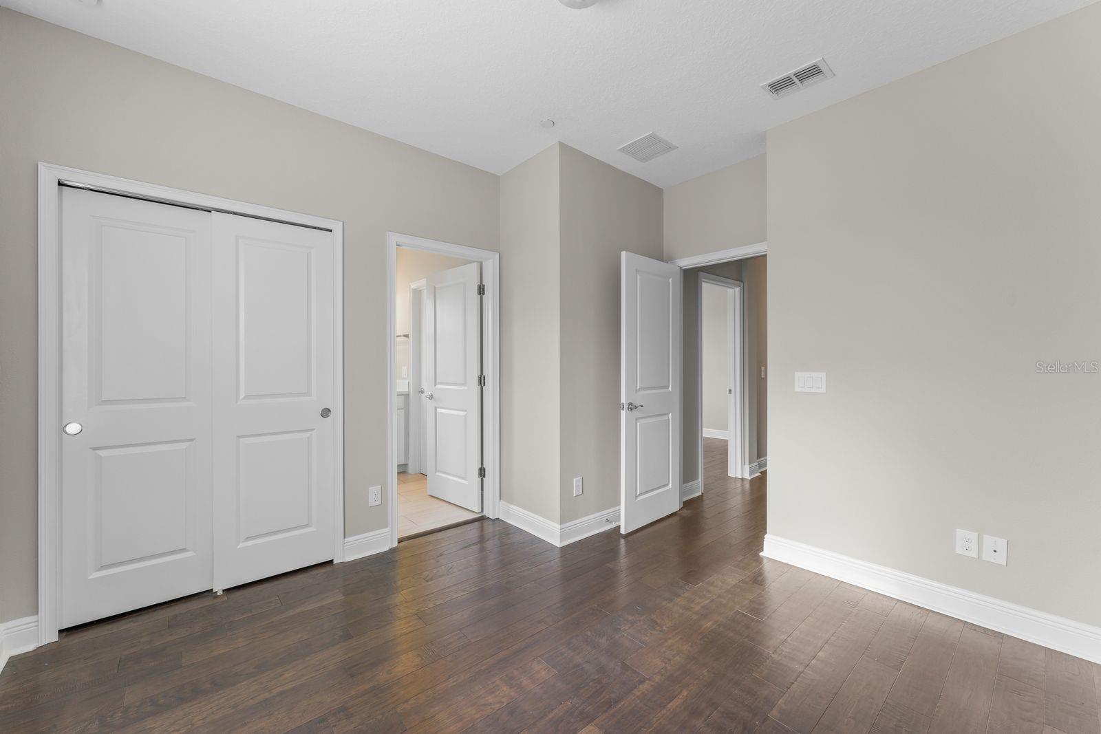 Image 21 of 35 For 2116 Lobelia Drive