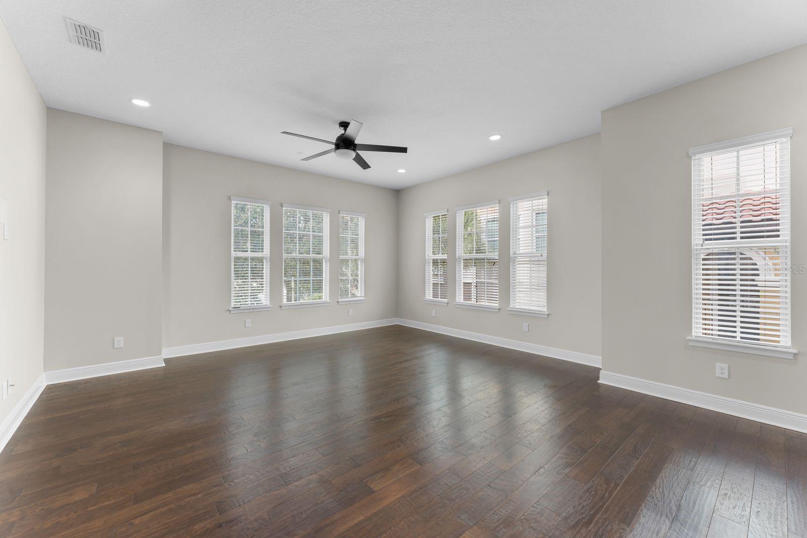 Image 4 of 35 For 2116 Lobelia Drive