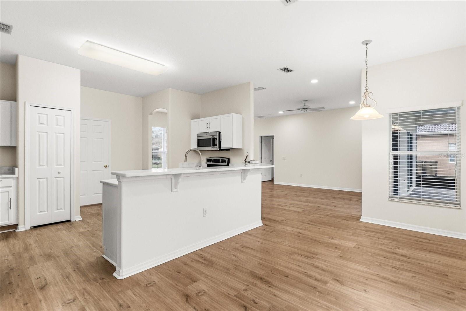 Image 11 of 40 For 3516 Forest Park Drive