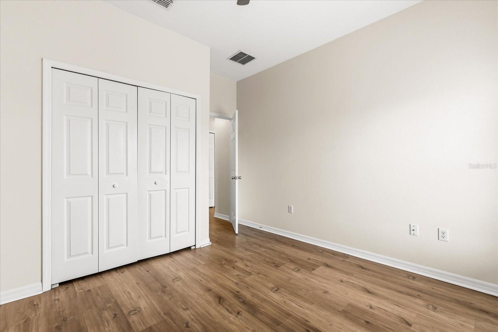 Image 20 of 40 For 3516 Forest Park Drive