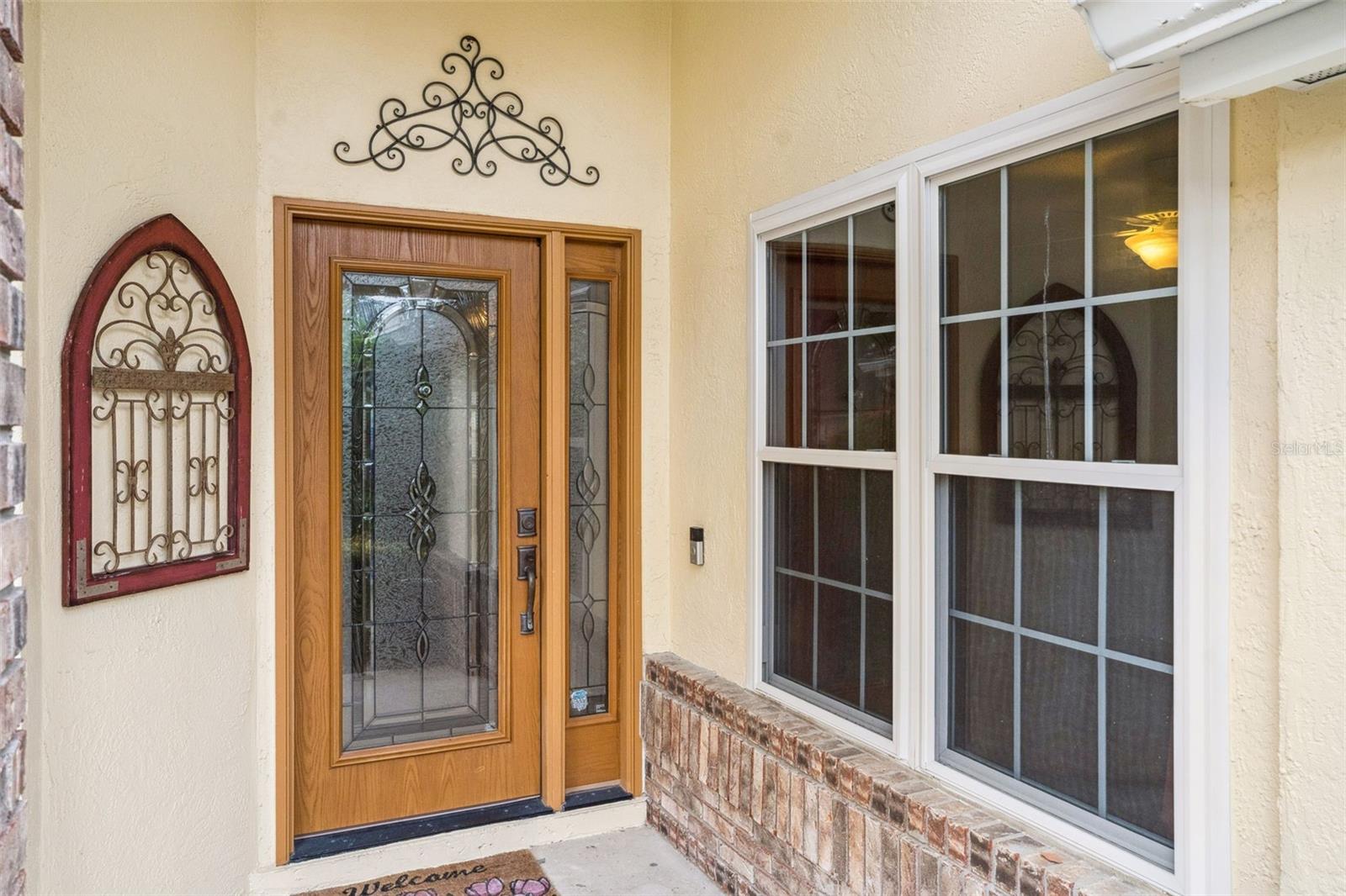 Image 4 of 38 For 709 Barrington Circle