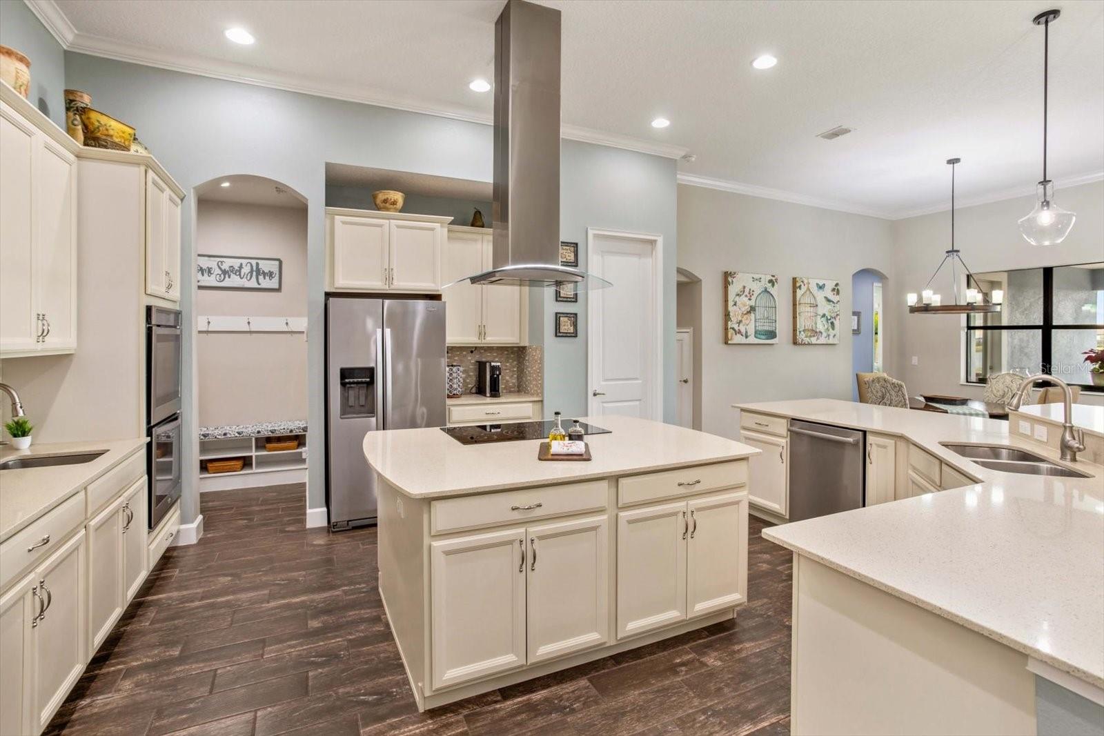 Image 13 of 51 For 15532 Avenue Of The Arbors