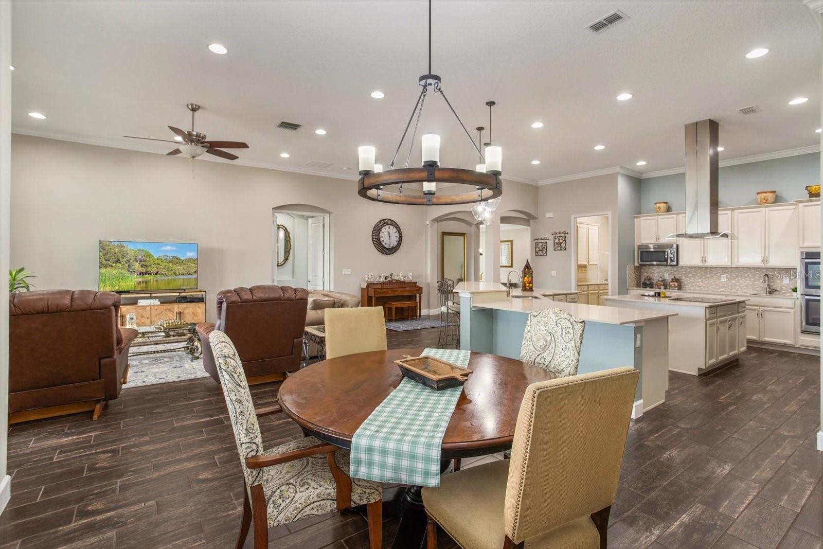 Image 16 of 51 For 15532 Avenue Of The Arbors