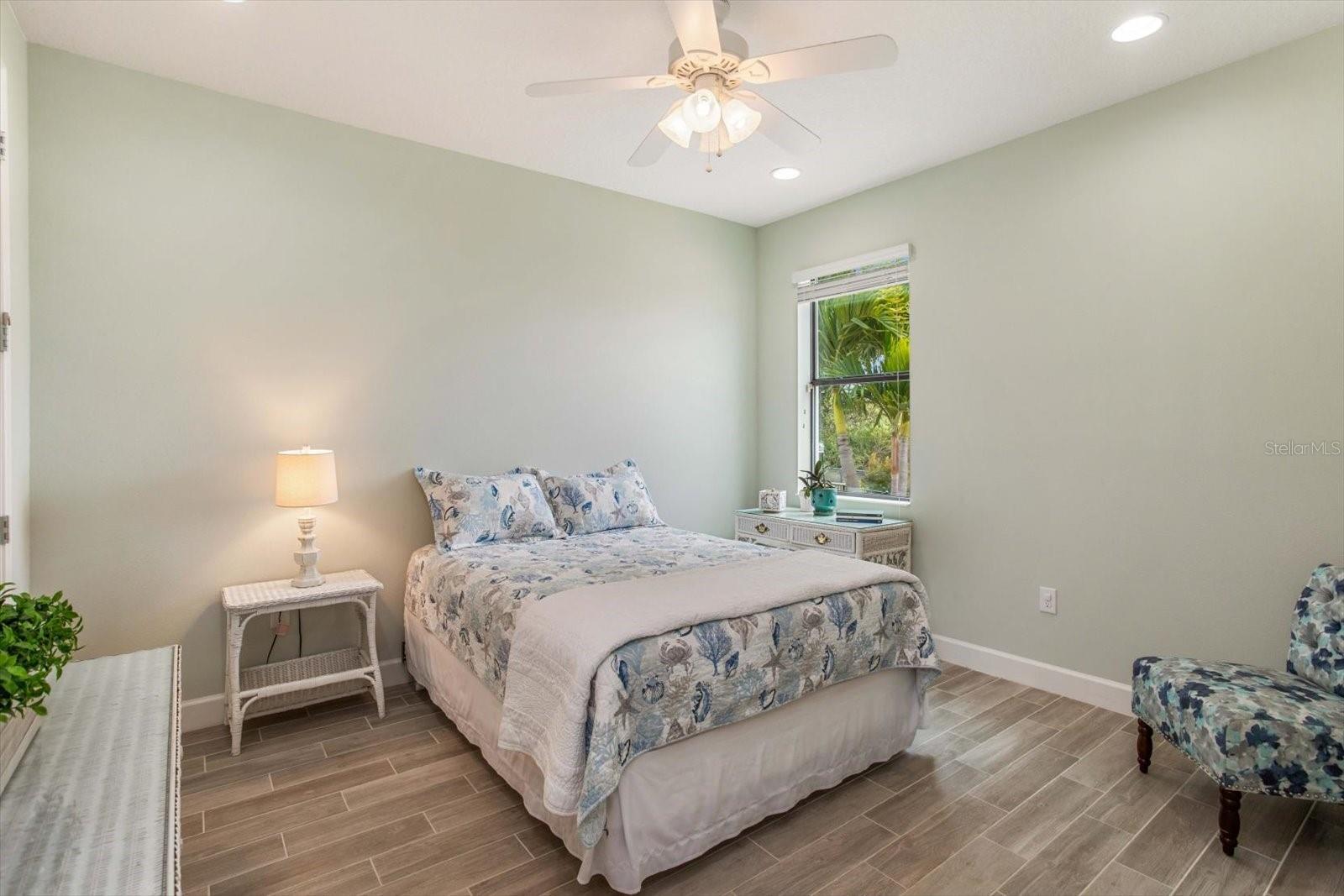 Image 29 of 51 For 15532 Avenue Of The Arbors