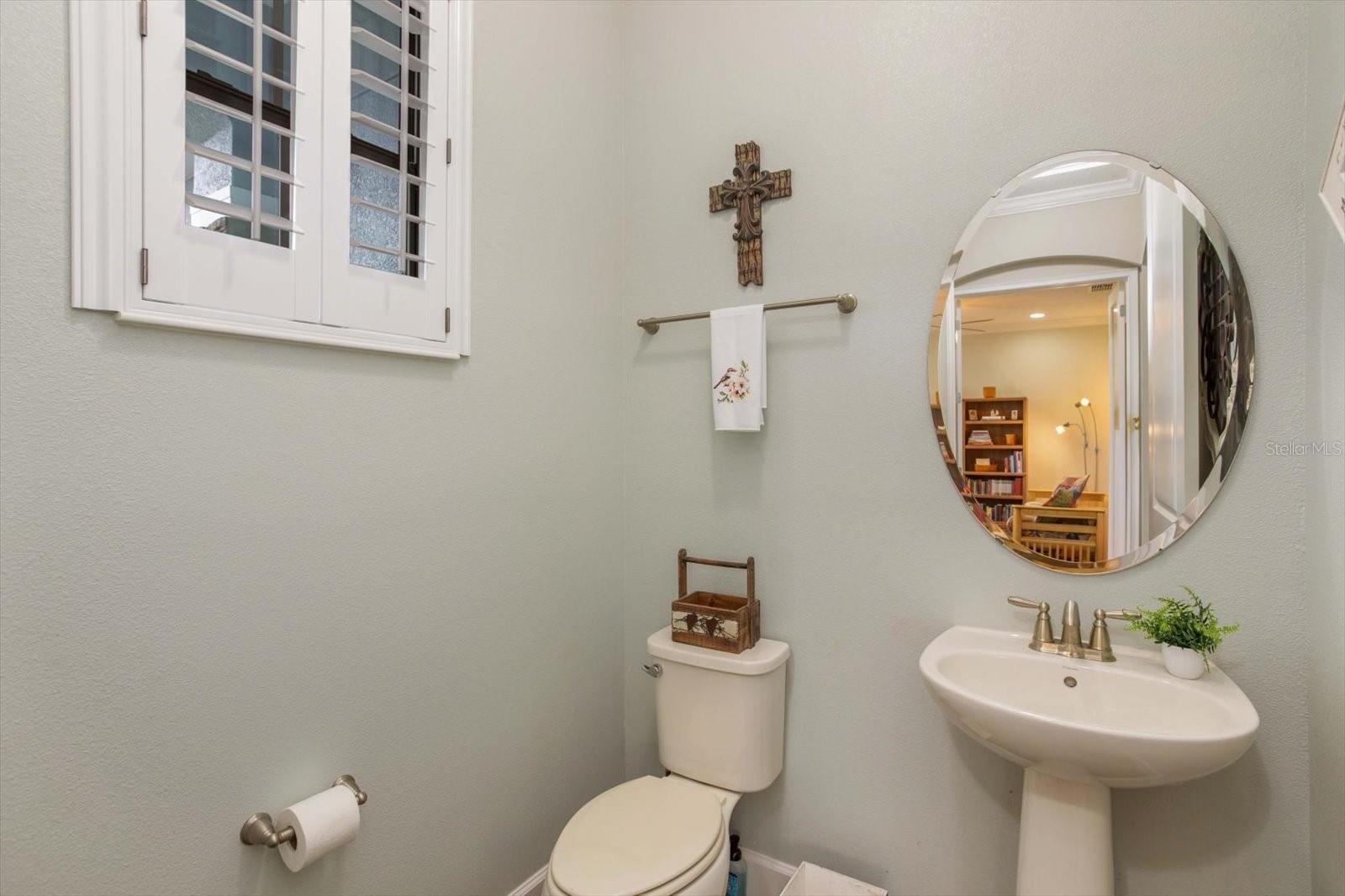 Image 36 of 51 For 15532 Avenue Of The Arbors