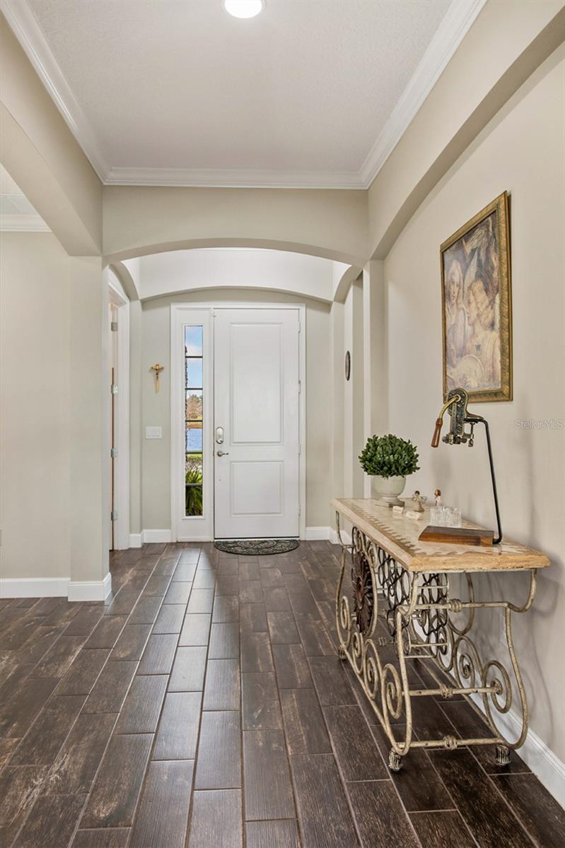 Image 6 of 51 For 15532 Avenue Of The Arbors