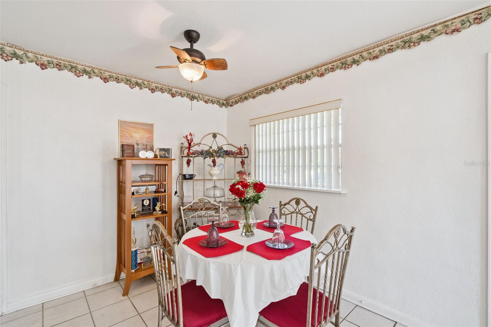 Image 10 of 32 For 4926 Deauville Drive