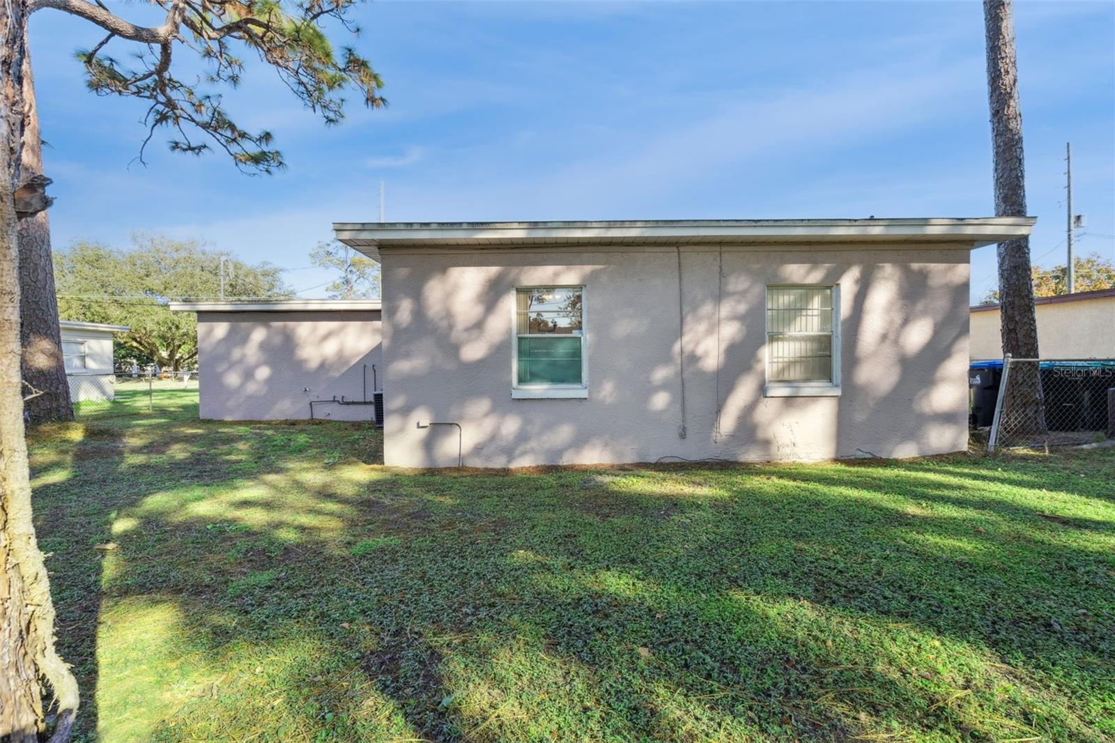 Image 27 of 32 For 4926 Deauville Drive