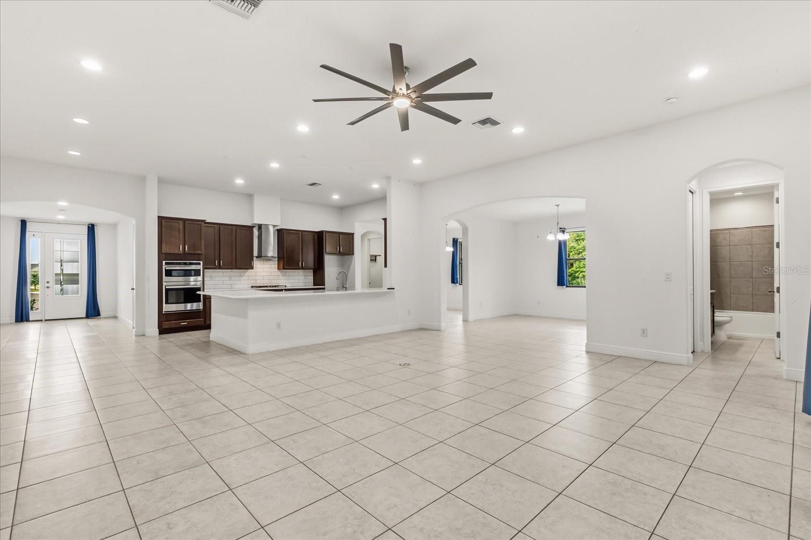 Image 14 of 44 For 3918 Gaviota Drive