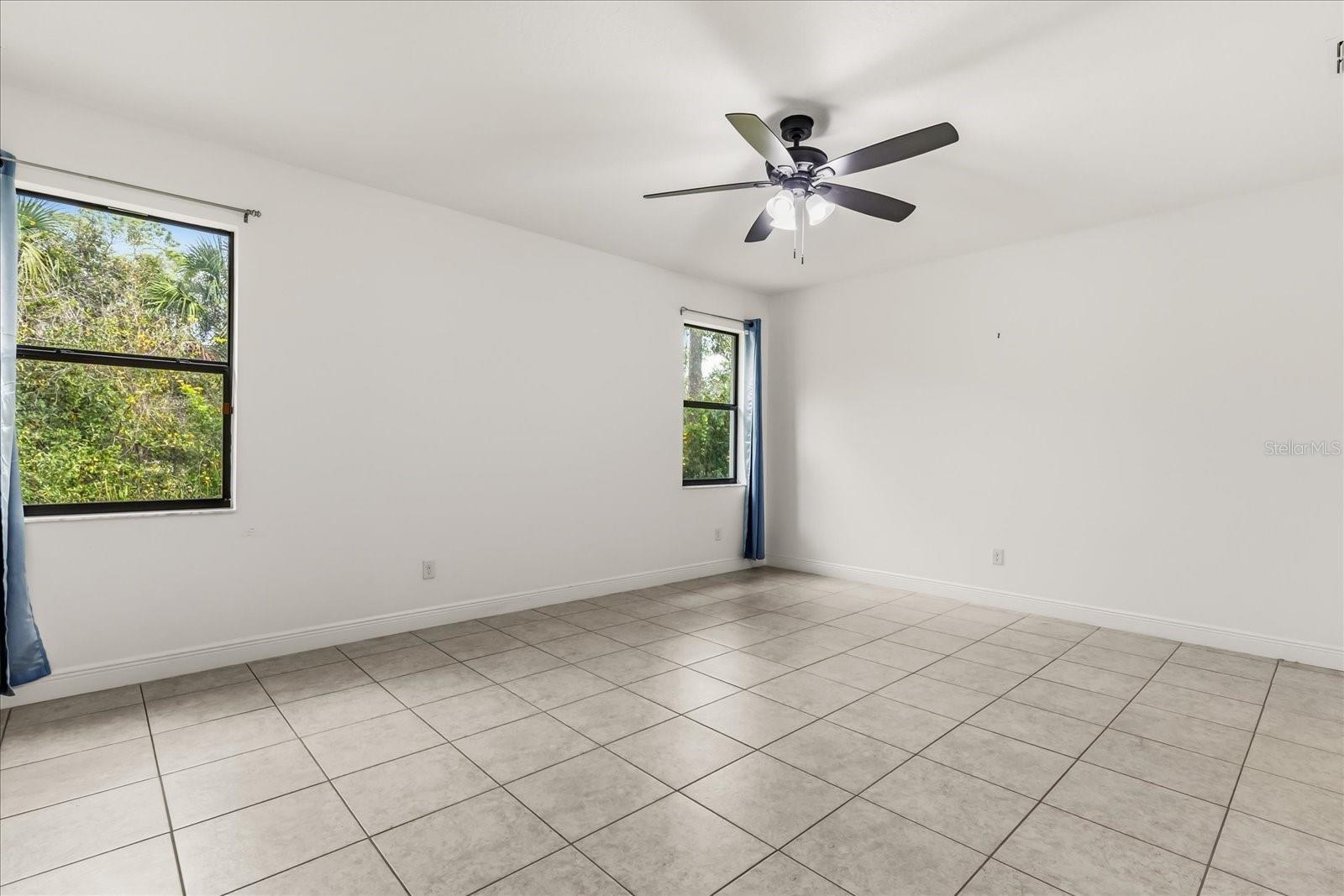 Image 16 of 44 For 3918 Gaviota Drive