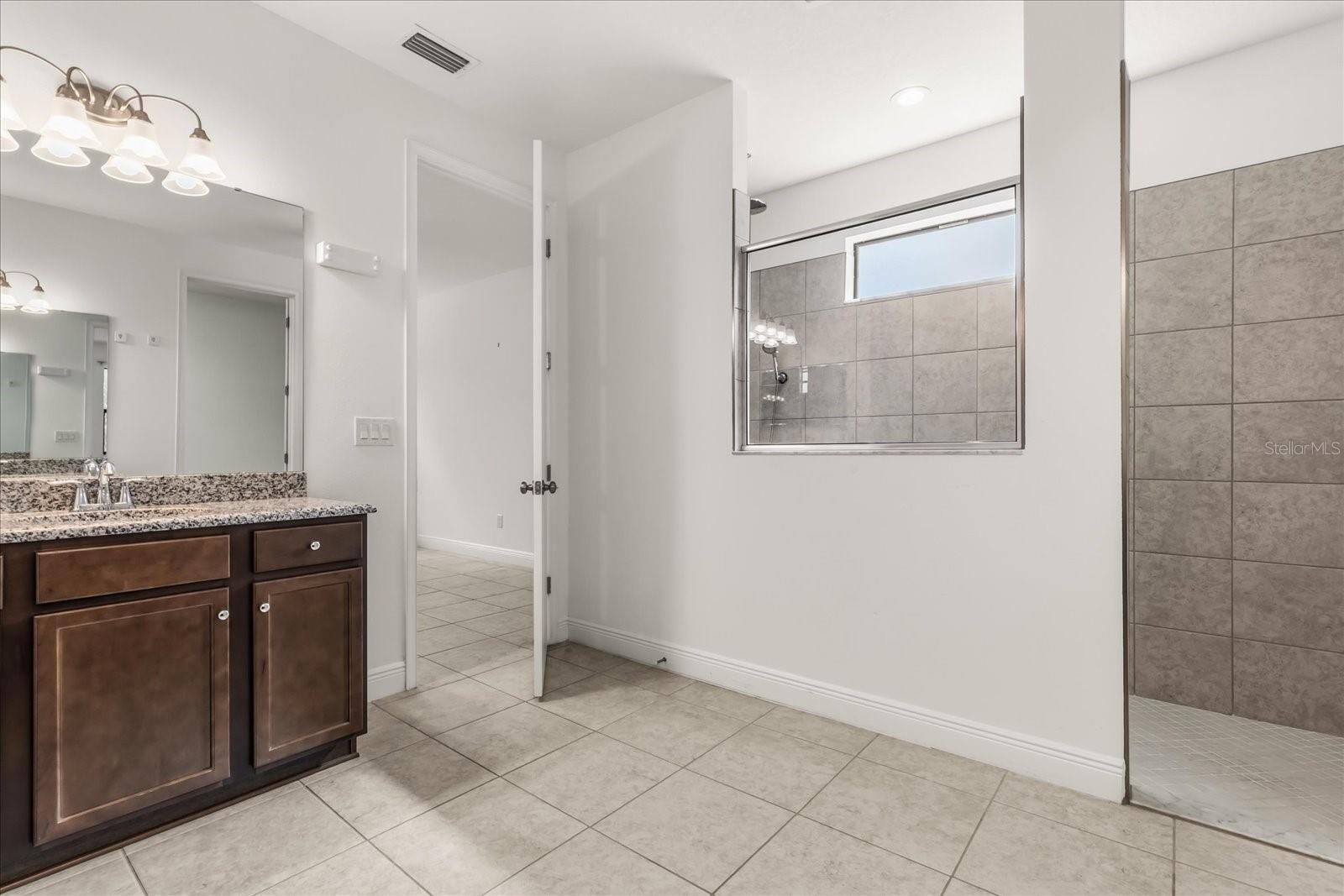 Image 19 of 44 For 3918 Gaviota Drive