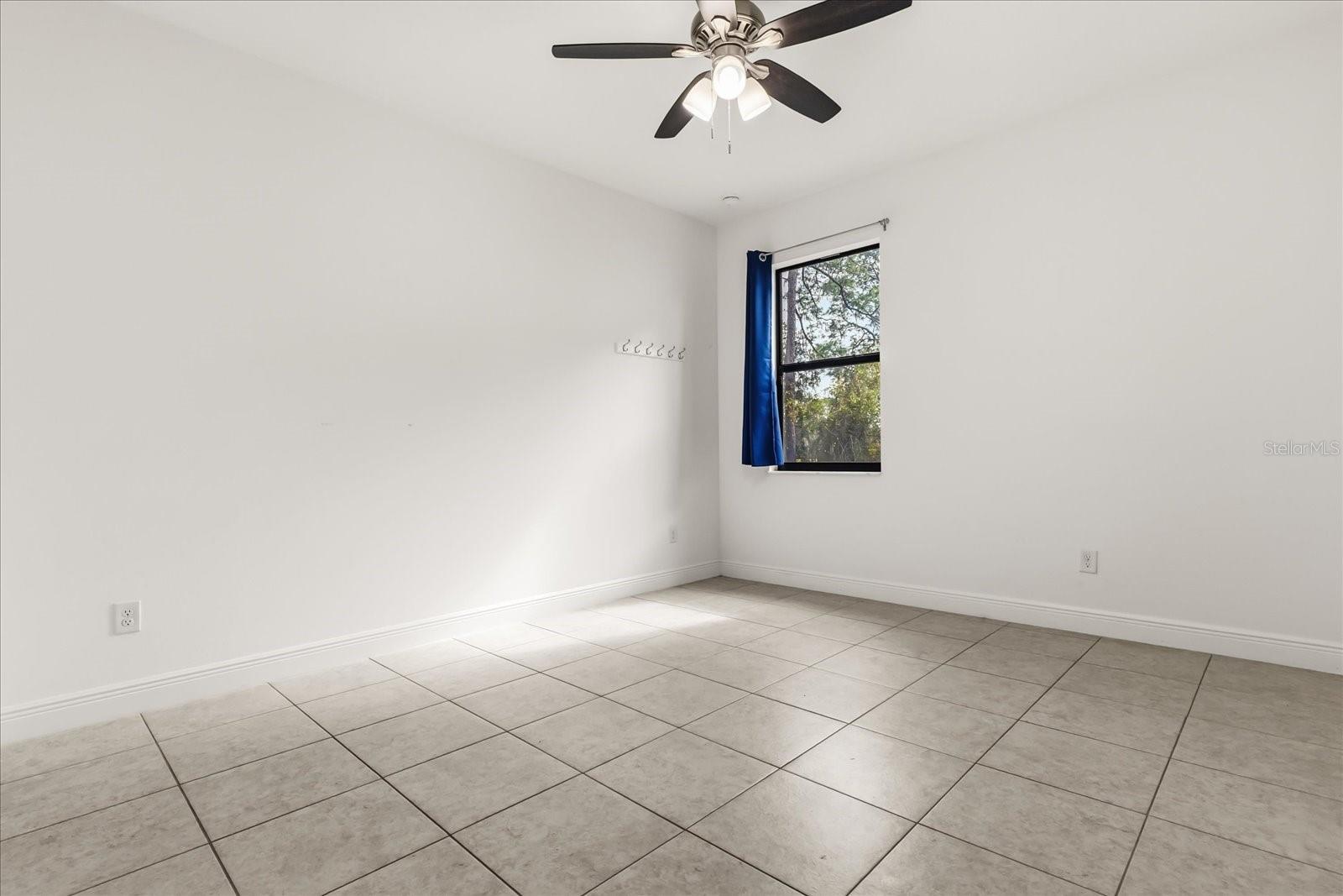 Image 26 of 44 For 3918 Gaviota Drive