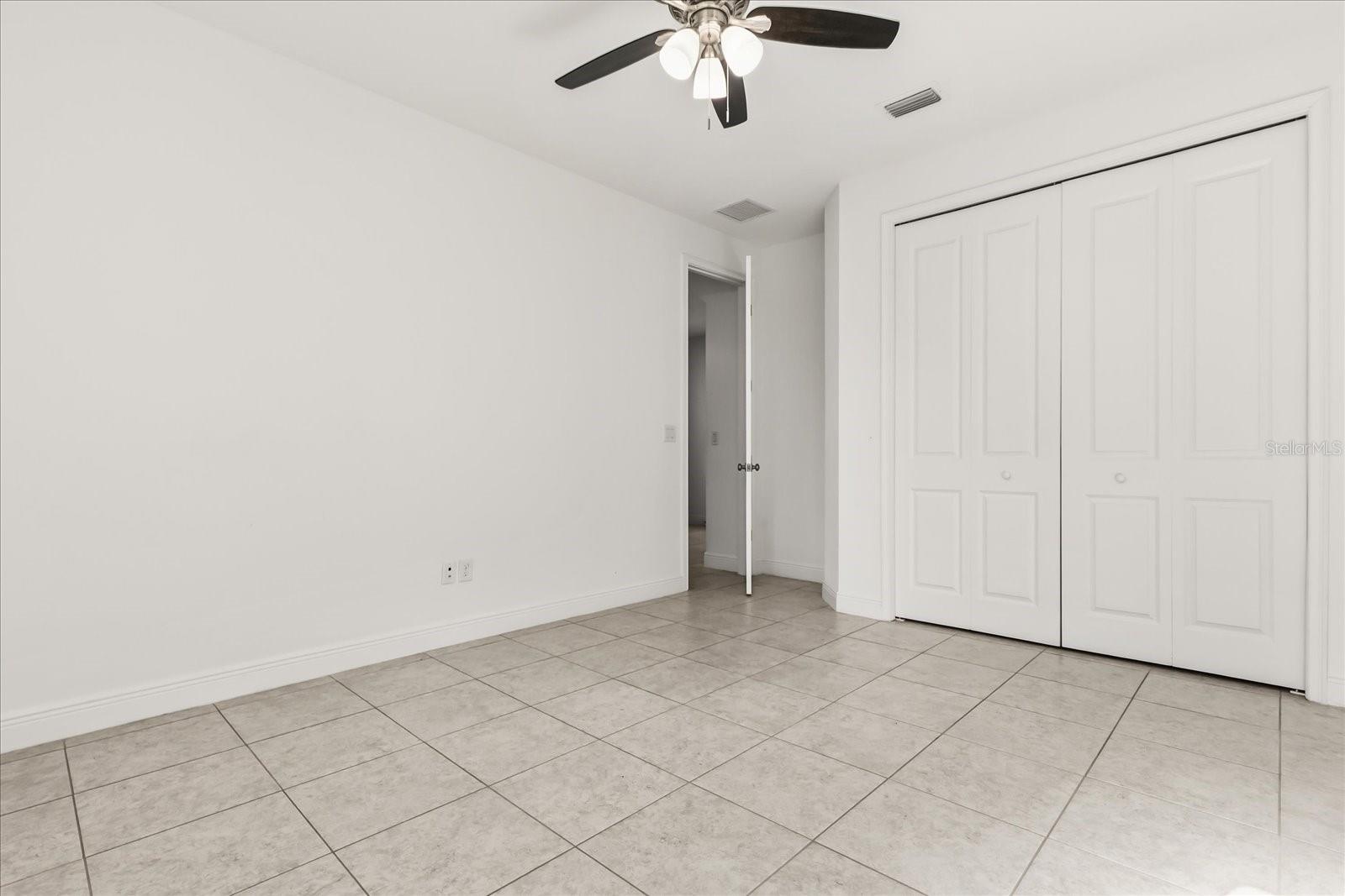 Image 27 of 44 For 3918 Gaviota Drive