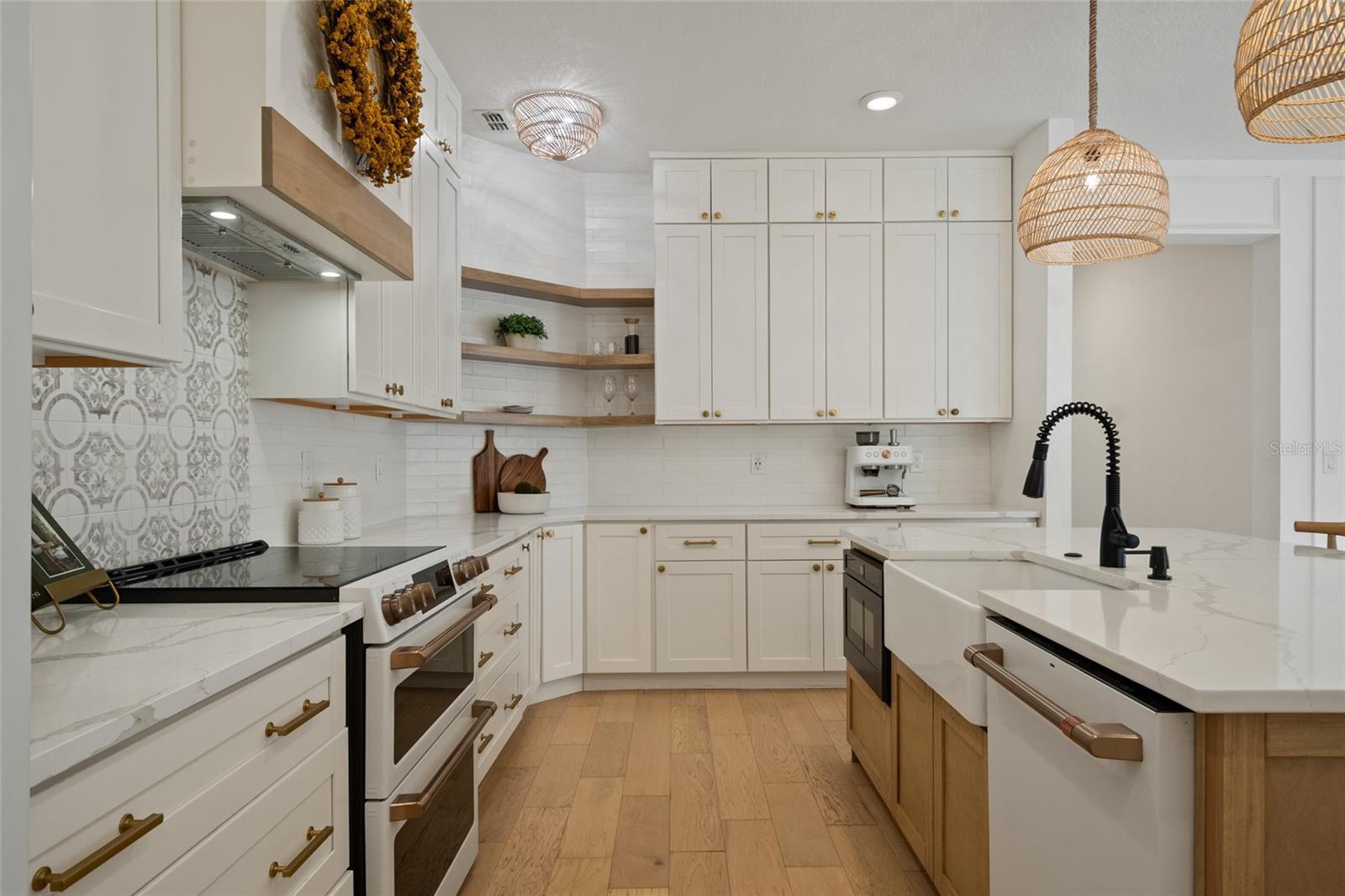 Image 15 of 74 For 10264 Lovegrass Lane