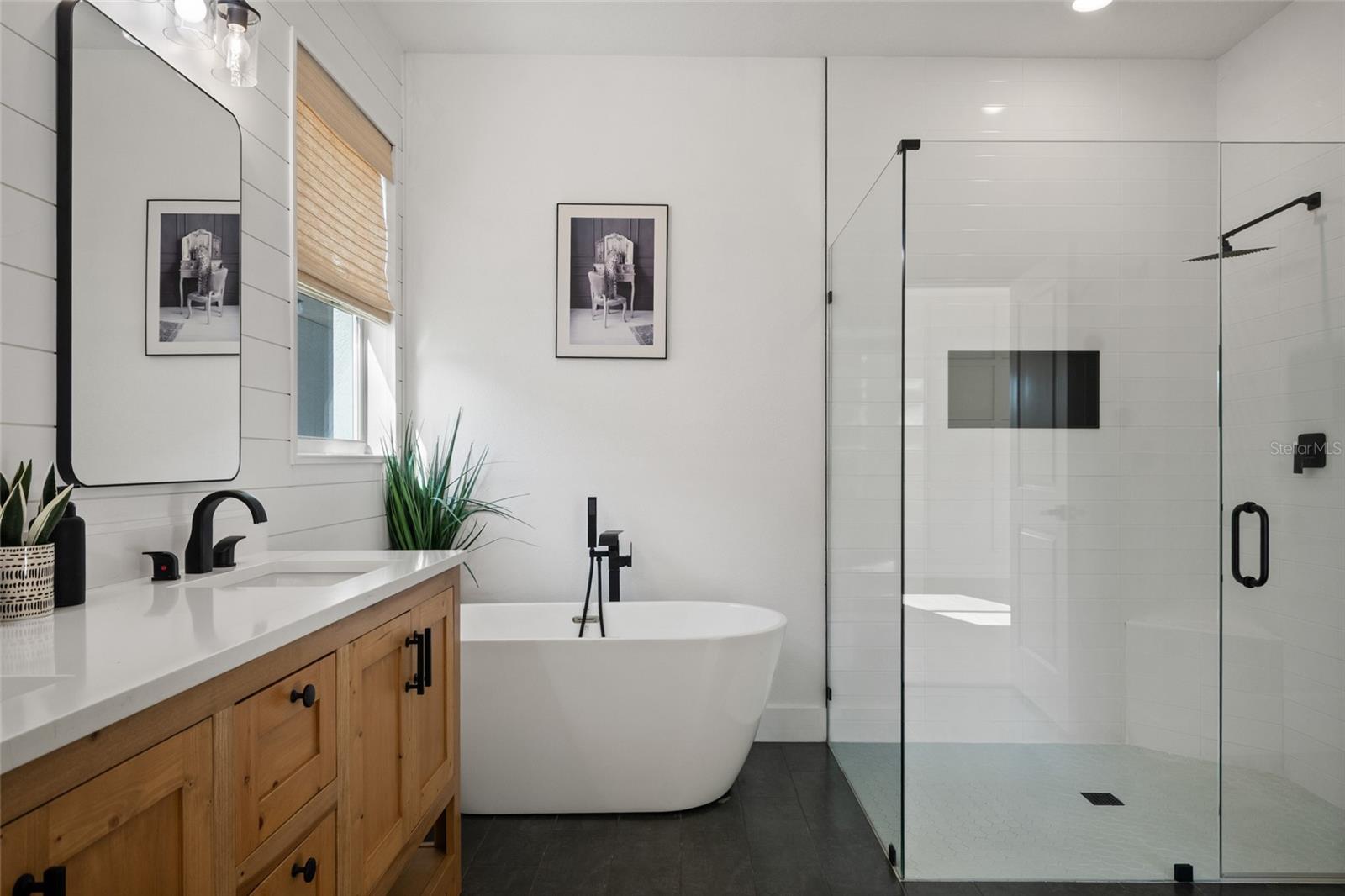 Image 41 of 74 For 10264 Lovegrass Lane