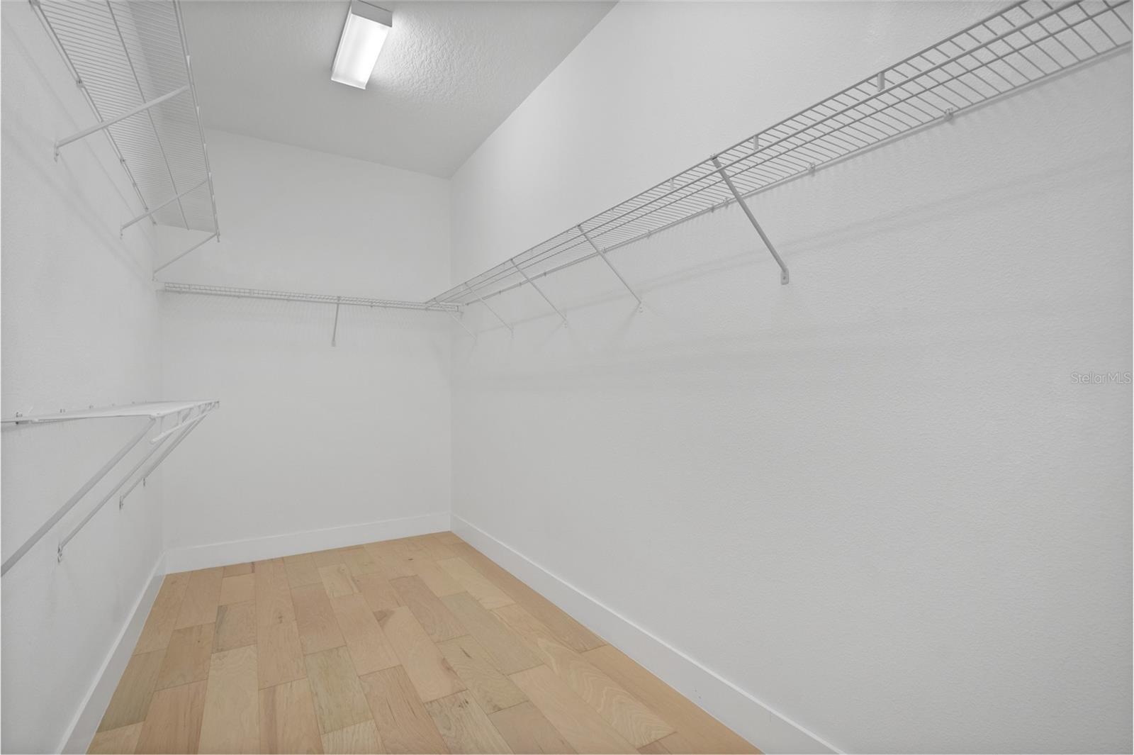 Image 43 of 74 For 10264 Lovegrass Lane