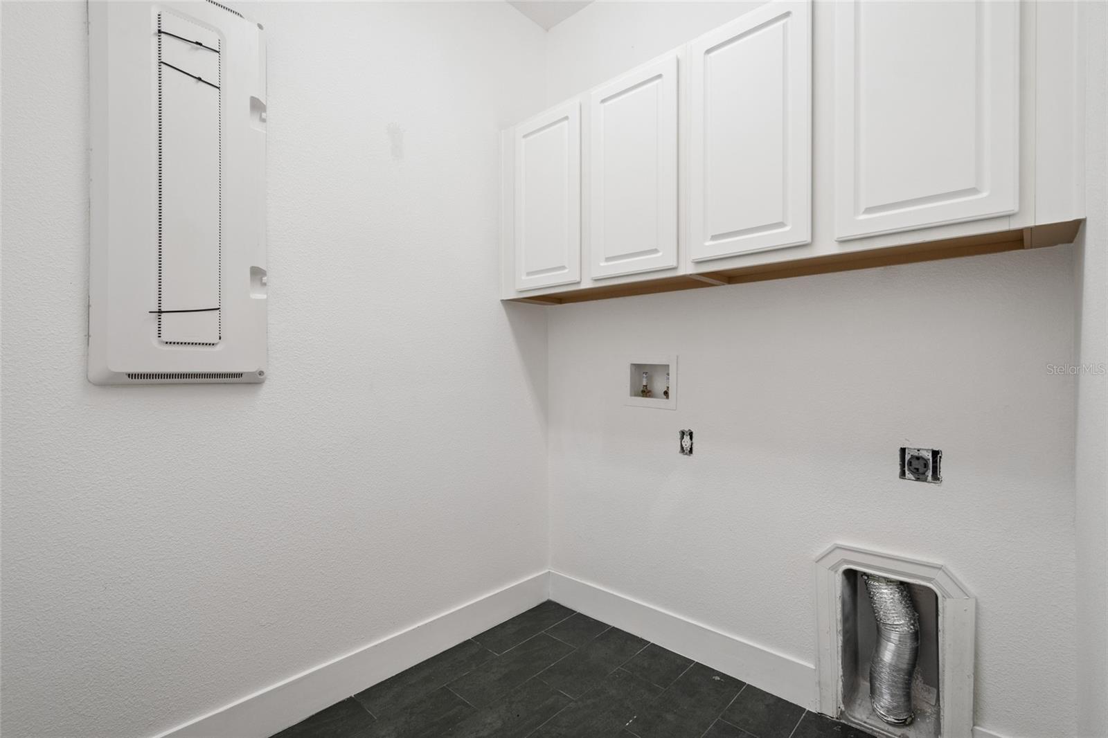 Image 44 of 74 For 10264 Lovegrass Lane