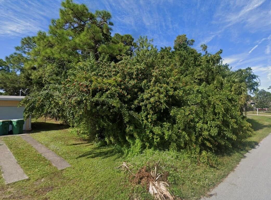 Image 2 of 4 For 566 Ridgewood Street Nw