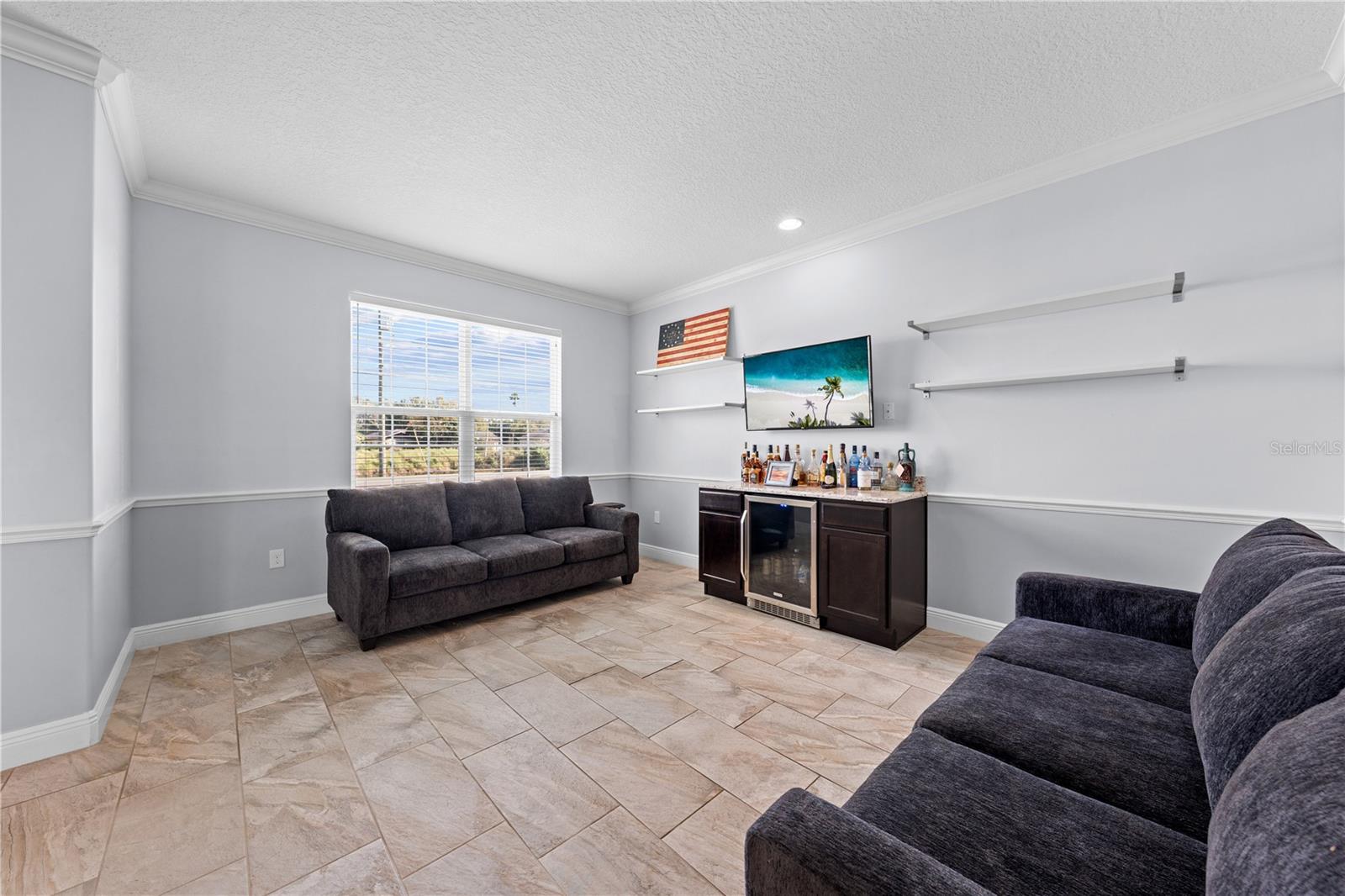 Image 12 of 78 For 720 Basin Drive