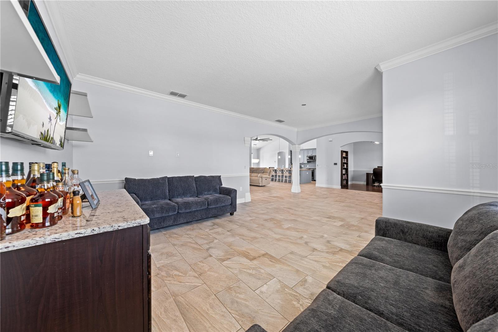 Image 13 of 78 For 720 Basin Drive