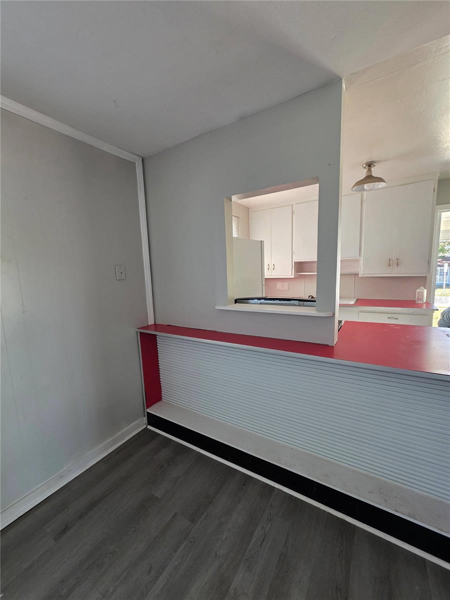 Image 6 of 10 For 1423 Bryant Street