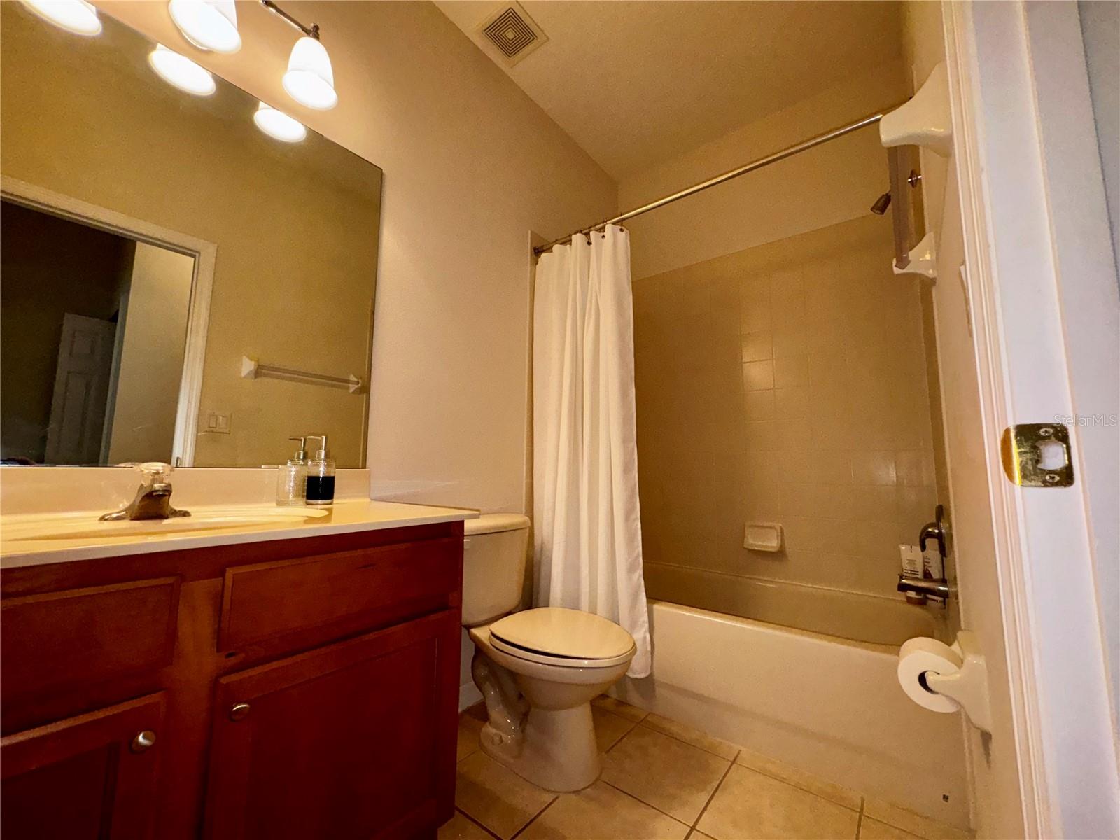 Image 18 of 26 For 8556 Lake Windham Avenue