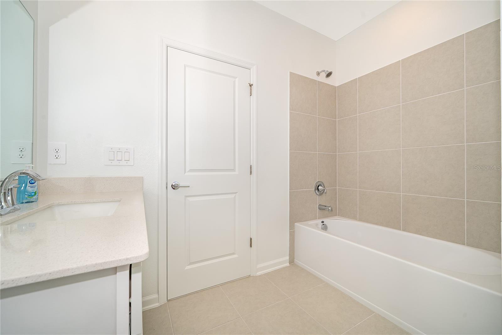 Image 18 of 23 For 7428 Ivy Tendril Avenue