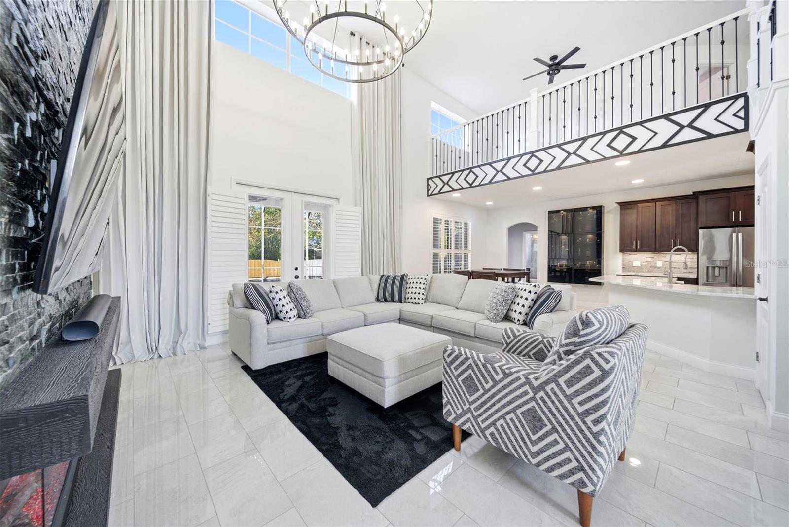 Image 10 of 59 For 990 Burlwood Court