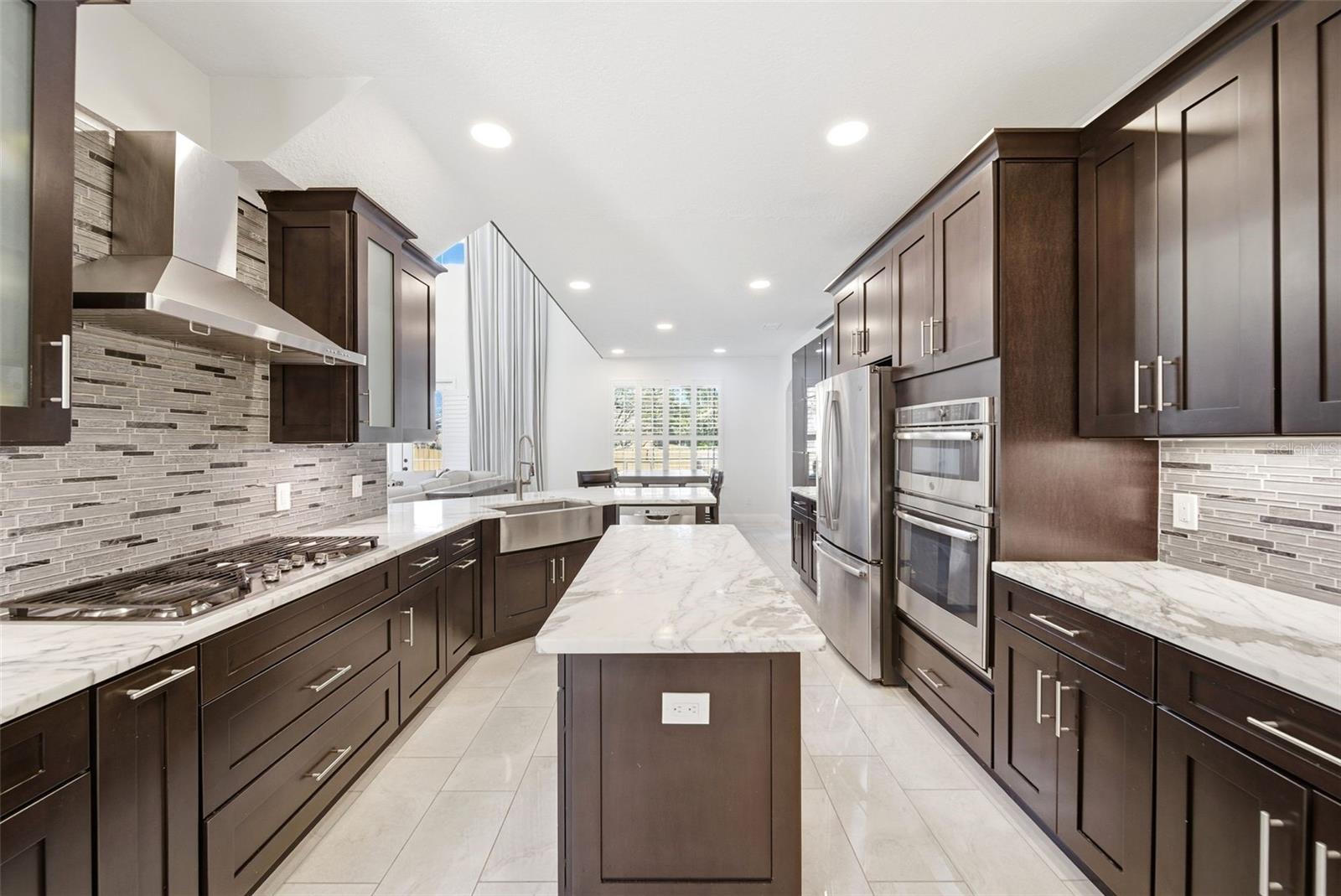 Image 12 of 59 For 990 Burlwood Court