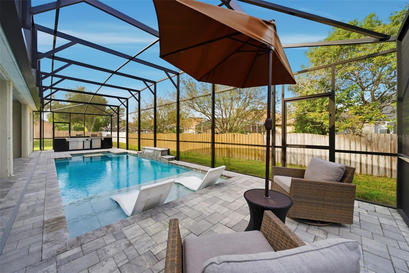 Image 36 of 59 For 990 Burlwood Court