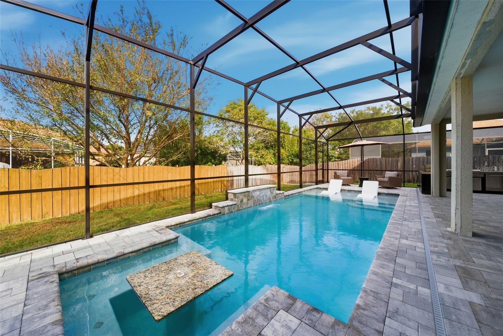 Image 42 of 59 For 990 Burlwood Court