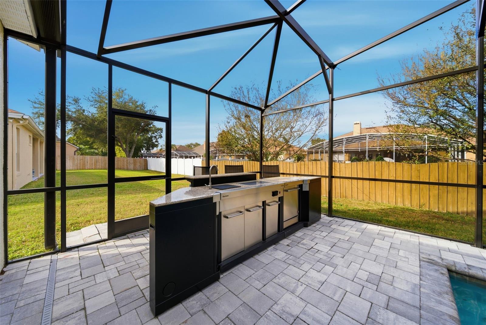 Image 43 of 59 For 990 Burlwood Court