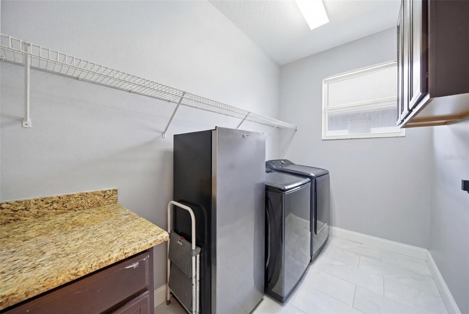 Image 55 of 59 For 990 Burlwood Court