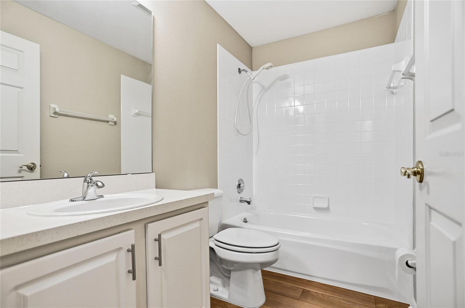 Image 16 of 30 For 6025 Spring Creek Court