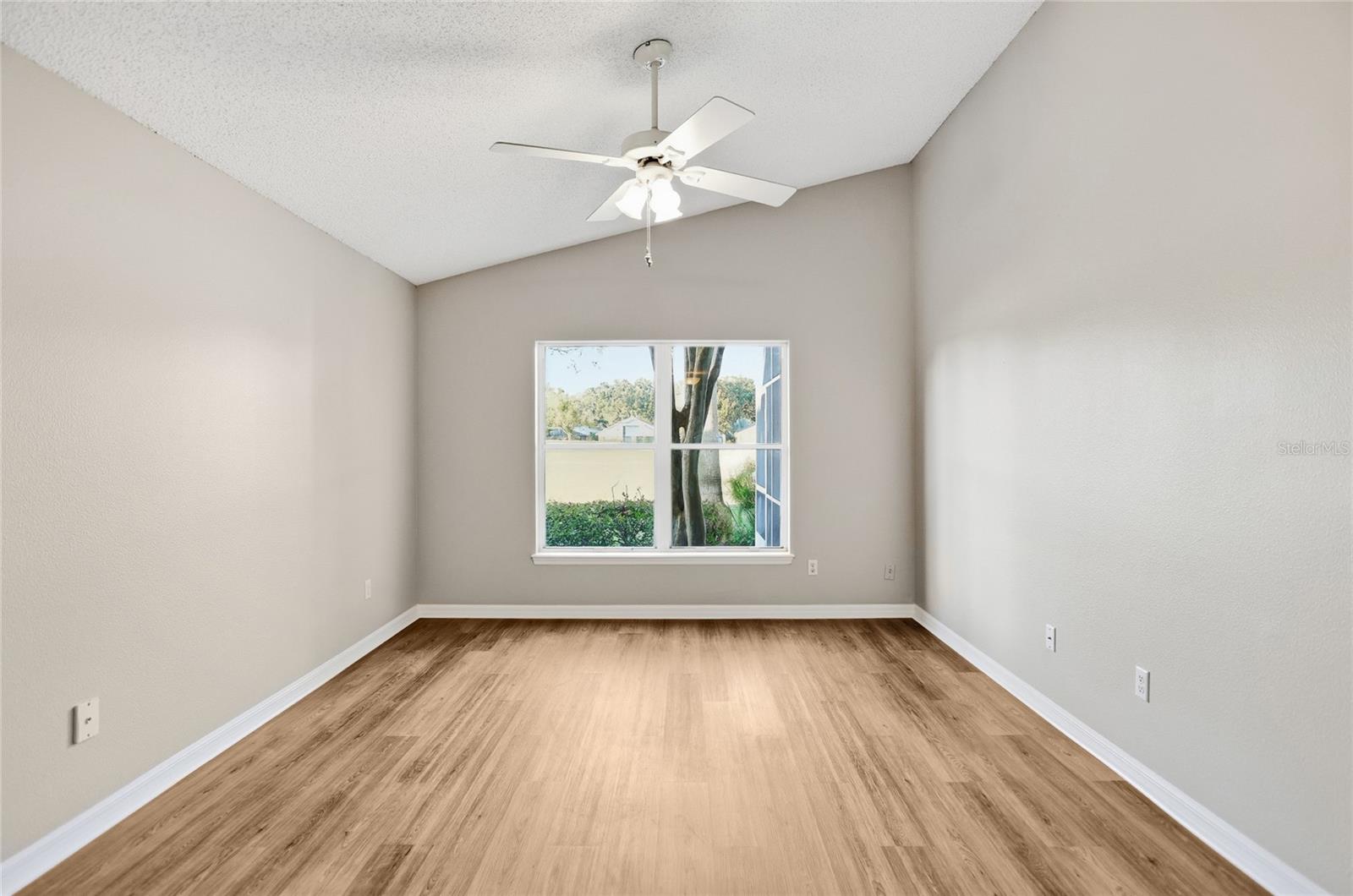 Image 17 of 30 For 6025 Spring Creek Court