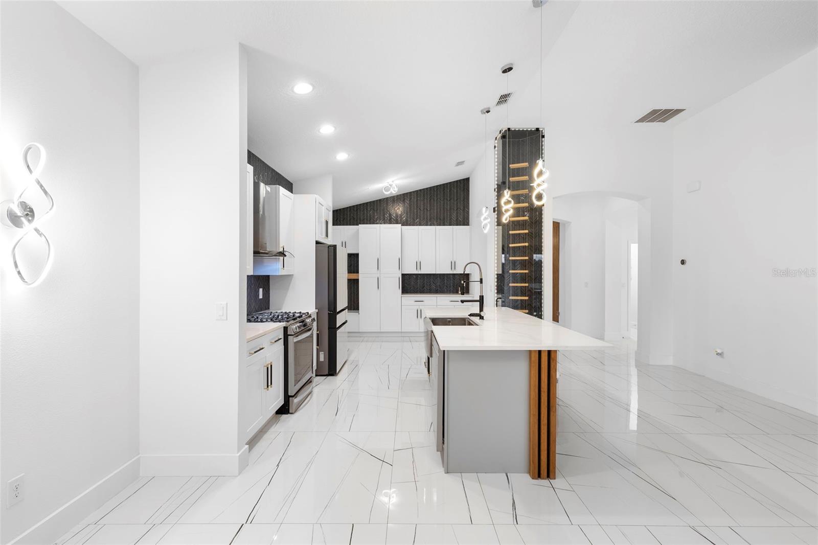 Image 19 of 54 For 2342 Kaley Ridge Road